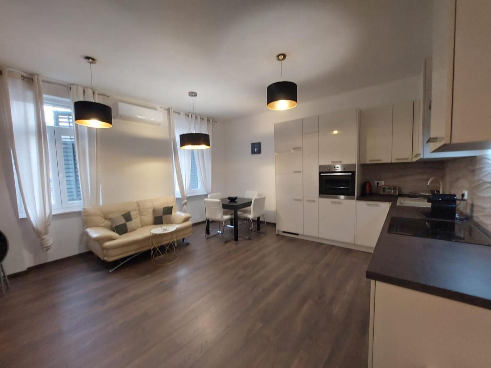 Apartman Lana Rijeka Zewnętrze zdjęcie